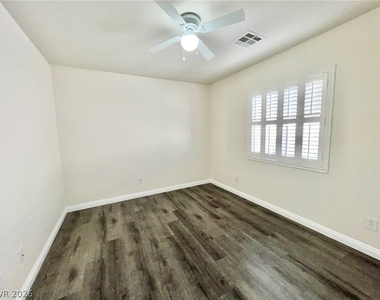 5014 Tunnel Falls Drive - Photo Thumbnail 24