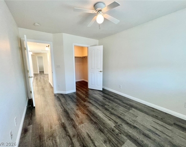 5014 Tunnel Falls Drive - Photo Thumbnail 33
