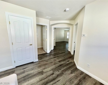 5014 Tunnel Falls Drive - Photo Thumbnail 36