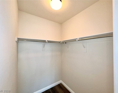 5014 Tunnel Falls Drive - Photo Thumbnail 32