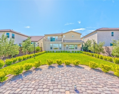 4536 Eagle Nest Peak Street - Photo Thumbnail 2