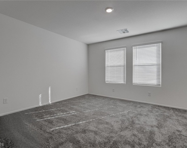 7371 Craig Cove Court - Photo Thumbnail 19