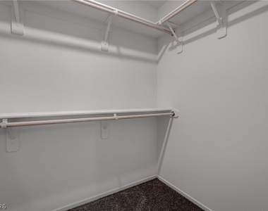 7371 Craig Cove Court - Photo Thumbnail 24