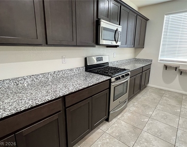 4020 Carol Bailey Avenue - Photo Thumbnail 4