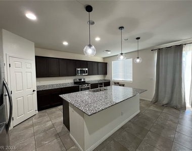4020 Carol Bailey Avenue - Photo Thumbnail 10