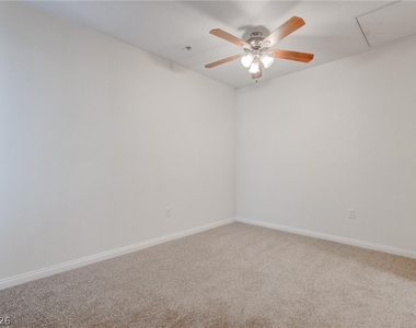 6955 N Durango Drive - Photo Thumbnail 5