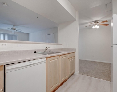 6955 N Durango Drive - Photo Thumbnail 13