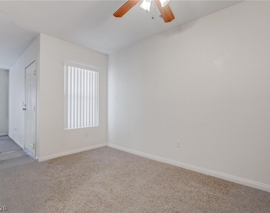 6955 N Durango Drive - Photo Thumbnail 8