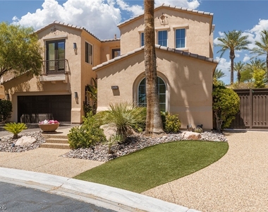 2451 Hollow Rock Court - Photo Thumbnail 3