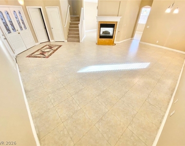 8836 Palm Creek Court - Photo Thumbnail 1