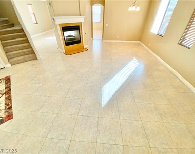 8836 Palm Creek Court - Photo Thumbnail 2