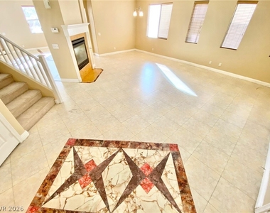 8836 Palm Creek Court - Photo Thumbnail 4