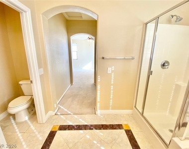 8836 Palm Creek Court - Photo Thumbnail 27