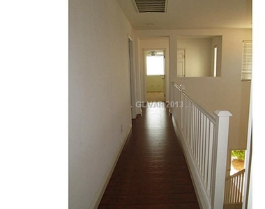 7612 Borealis Street - Photo Thumbnail 8