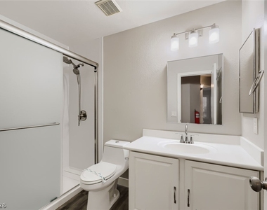 4407 Golden Palomino Lane - Photo Thumbnail 16
