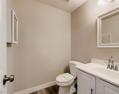 4407 Golden Palomino Lane - Photo Thumbnail 8