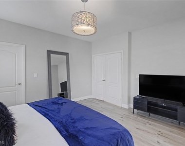 8136 Memory Lake Avenue - Photo Thumbnail 22