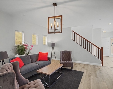 8136 Memory Lake Avenue - Photo Thumbnail 4
