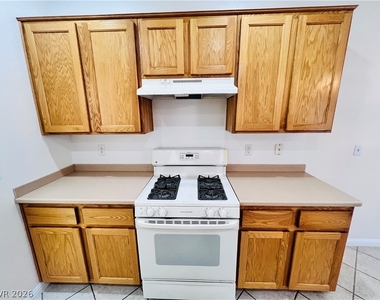 3047 Hickory Valley Road - Photo Thumbnail 9