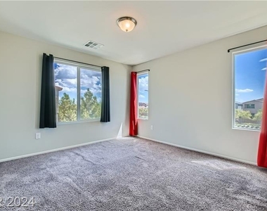 4393 Fire Glow Avenue - Photo Thumbnail 22