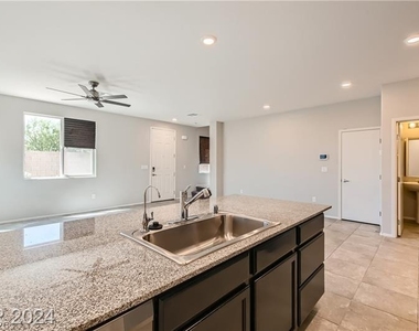 4393 Fire Glow Avenue - Photo Thumbnail 9