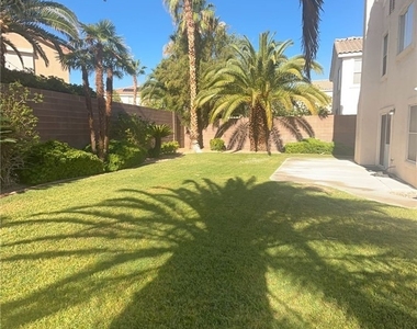 10221 Abano Court - Photo Thumbnail 19