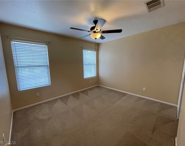 10221 Abano Court - Photo Thumbnail 7