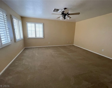 10221 Abano Court - Photo Thumbnail 13