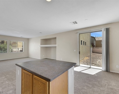 6324 Aloha Sue Street - Photo Thumbnail 3
