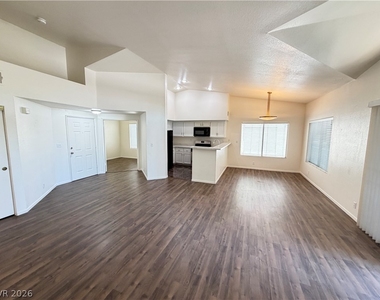 7241 Indian Creek Lane - Photo Thumbnail 3