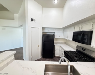 7241 Indian Creek Lane - Photo Thumbnail 6