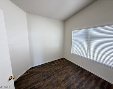 7241 Indian Creek Lane - Photo Thumbnail 11