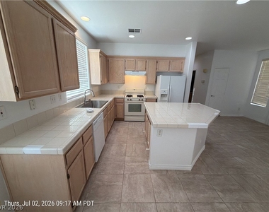 5984 Attavilla Drive - Photo Thumbnail 5