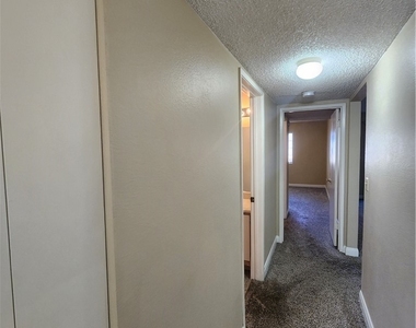 2750 S Durango Drive - Photo Thumbnail 13
