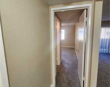 2750 S Durango Drive - Photo Thumbnail 18