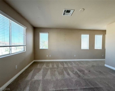 3925 Philomena Street - Photo Thumbnail 8