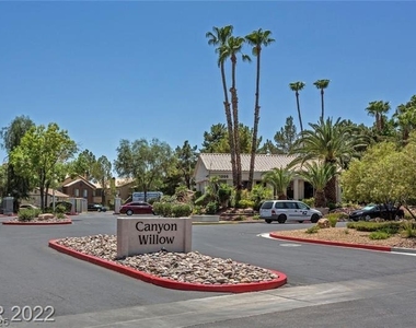 3101 Casey Drive - Photo Thumbnail 2