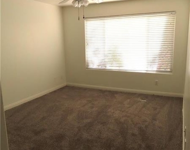 3101 Casey Drive - Photo Thumbnail 9