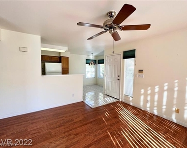 3101 Casey Drive - Photo Thumbnail 8