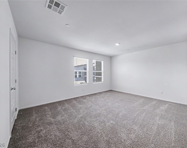 7368 Joanna Brook Street - Photo Thumbnail 9