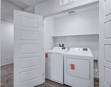7368 Joanna Brook Street - Photo Thumbnail 17