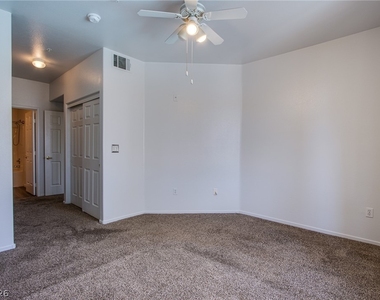 7163 S Durango Drive - Photo Thumbnail 8