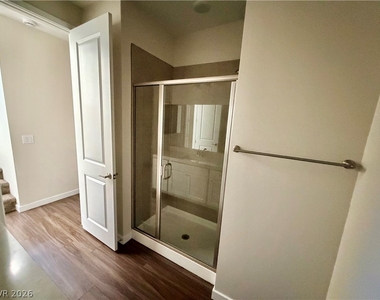 10661 Valletta Avenue - Photo Thumbnail 7