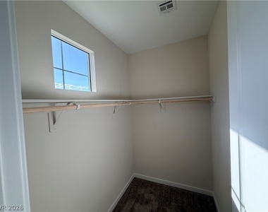 10661 Valletta Avenue - Photo Thumbnail 43