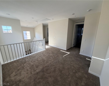 10661 Valletta Avenue - Photo Thumbnail 32