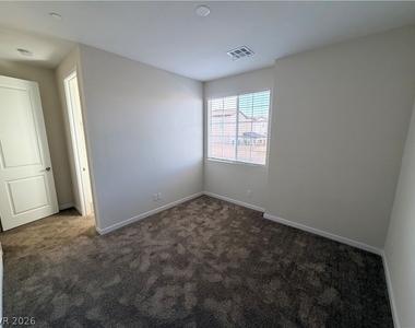 10661 Valletta Avenue - Photo Thumbnail 42