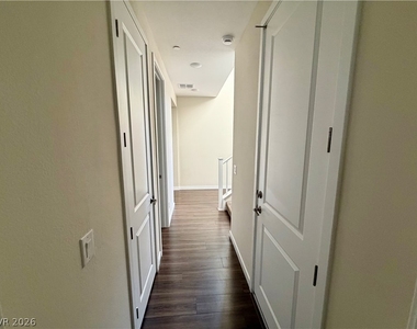 10661 Valletta Avenue - Photo Thumbnail 11