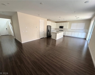 10661 Valletta Avenue - Photo Thumbnail 23
