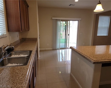 318 Glacier Meadow Road - Photo Thumbnail 12