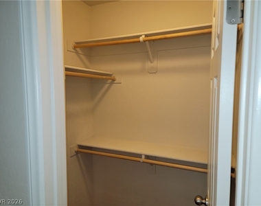 318 Glacier Meadow Road - Photo Thumbnail 18